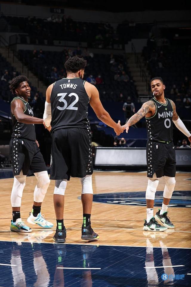 当网球明星 当网球明星